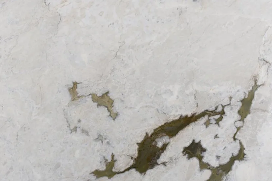 MACCHIA ORO Quartzite